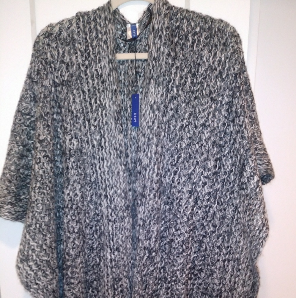 NWT grey knit poncho